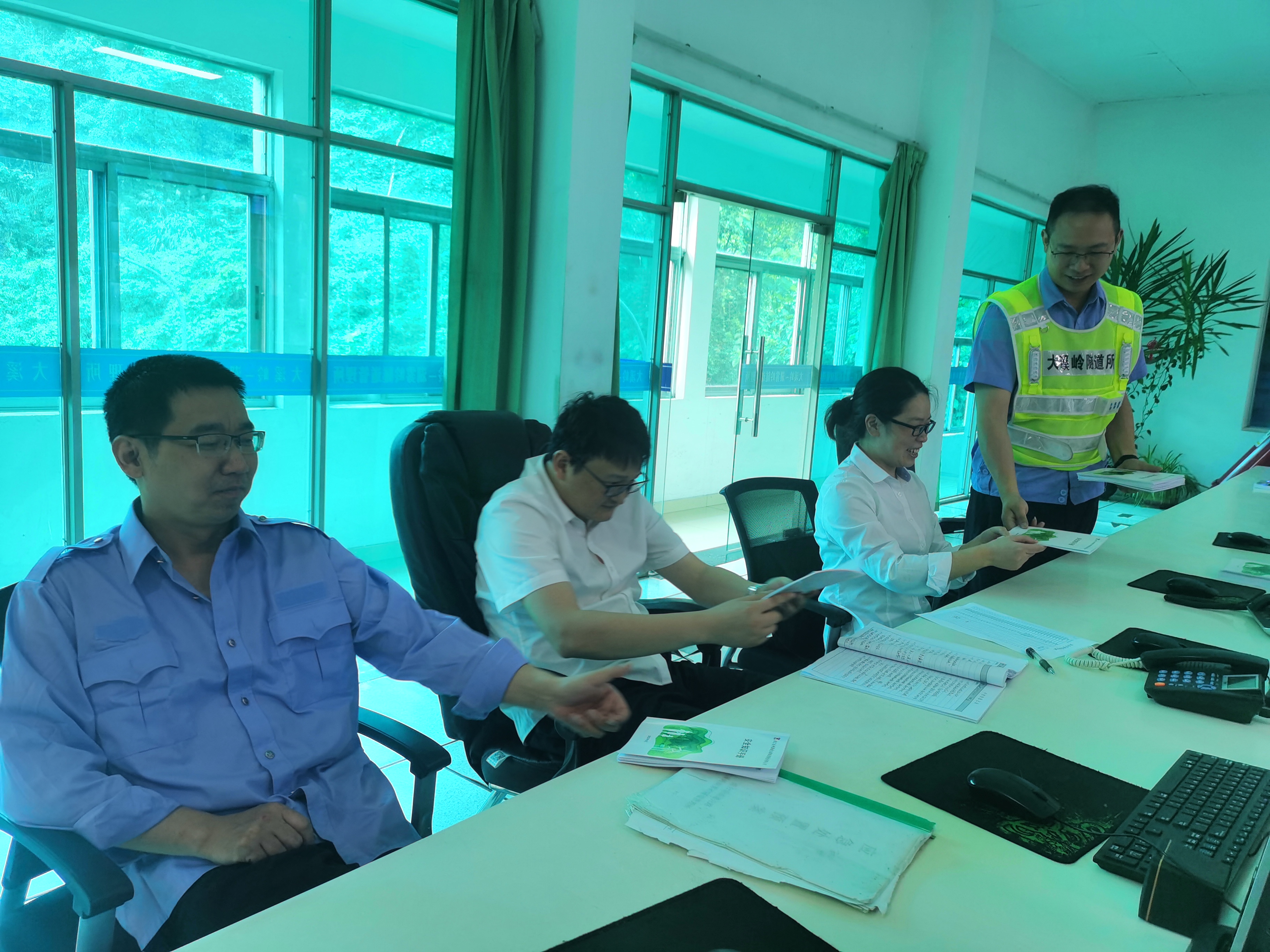 1658392886379732.jpg 2022.6.5發放安全手冊.jpg